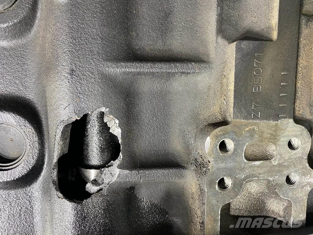 Yanmar 4TNV98T-ZXWTB Moottorit