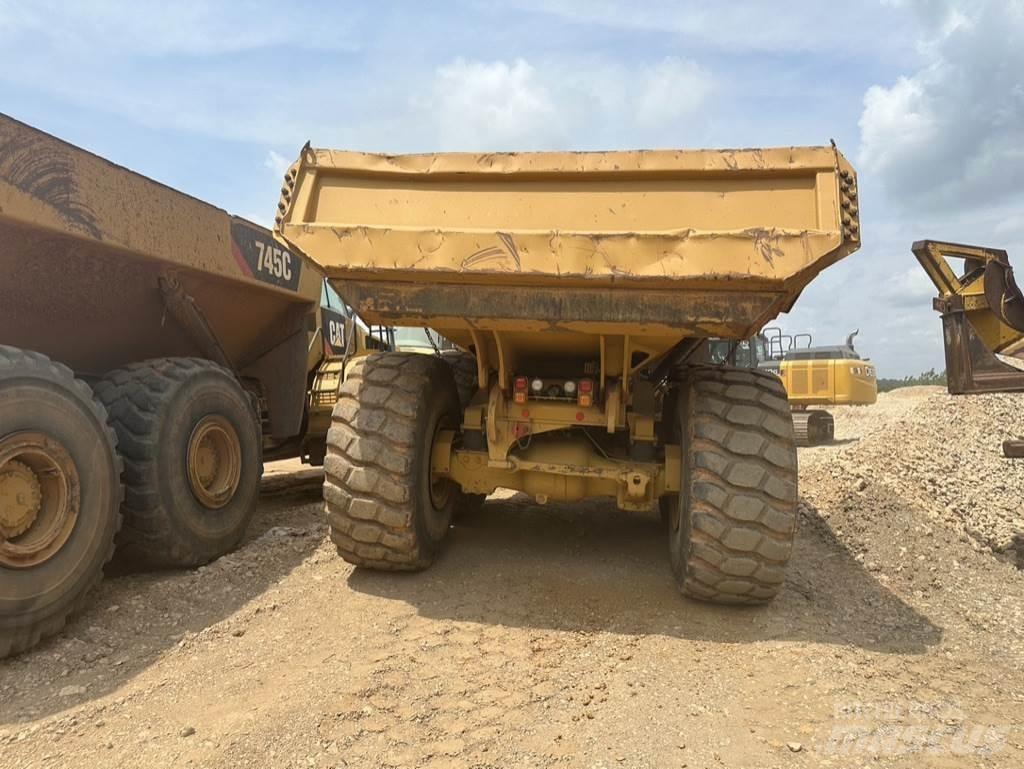 CAT 745 Dumpperit