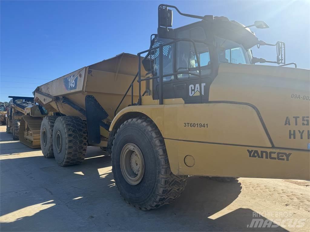 CAT 745 Dumpperit