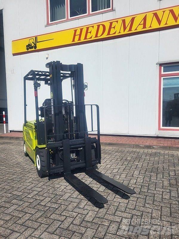 Clark GEX30L Sähkötrukit