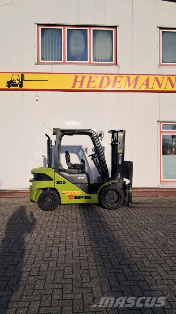 Clark S30D Dieseltrukit