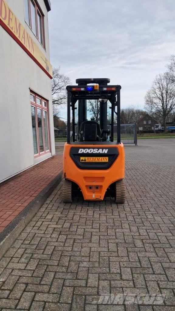 Doosan B30NS Sähkötrukit