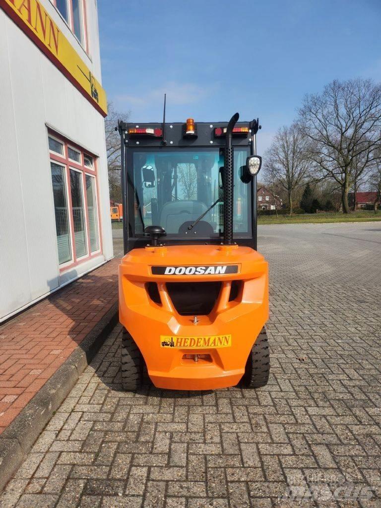Doosan D30S-7 Dieseltrukit