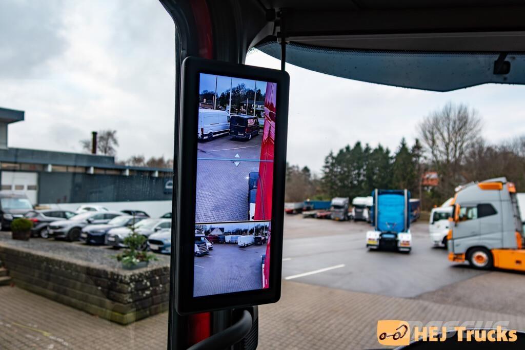 DAF XG 530 FTN Vetopöytäautot