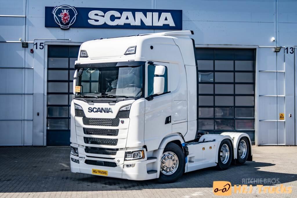 Scania S660 A6X2NB Vetopöytäautot