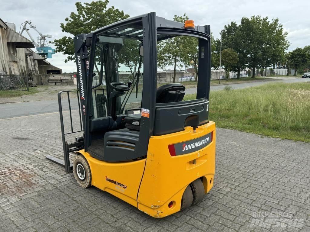 Jungheinrich EFG213 Sähkötrukit