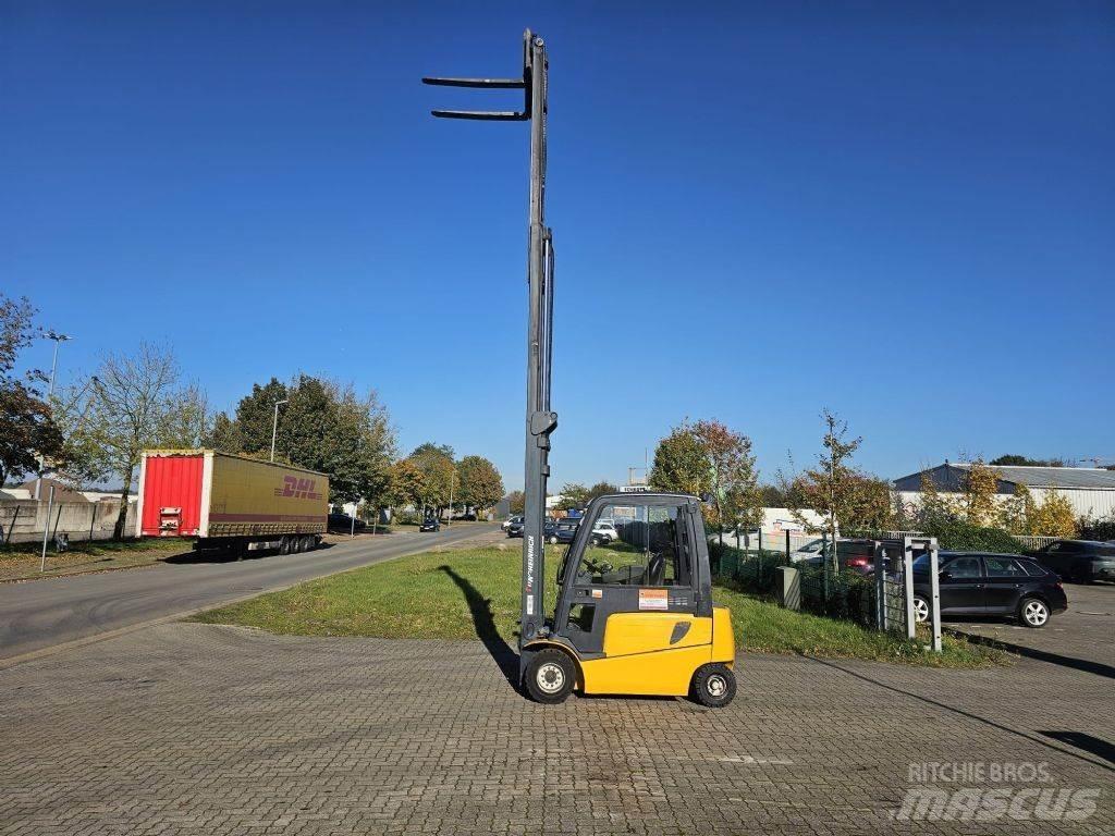 Jungheinrich EFG430 Sähkötrukit