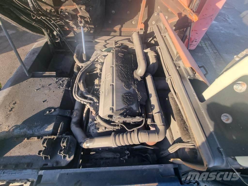 Mafi MT36 4x4DL Terminaalitraktorit