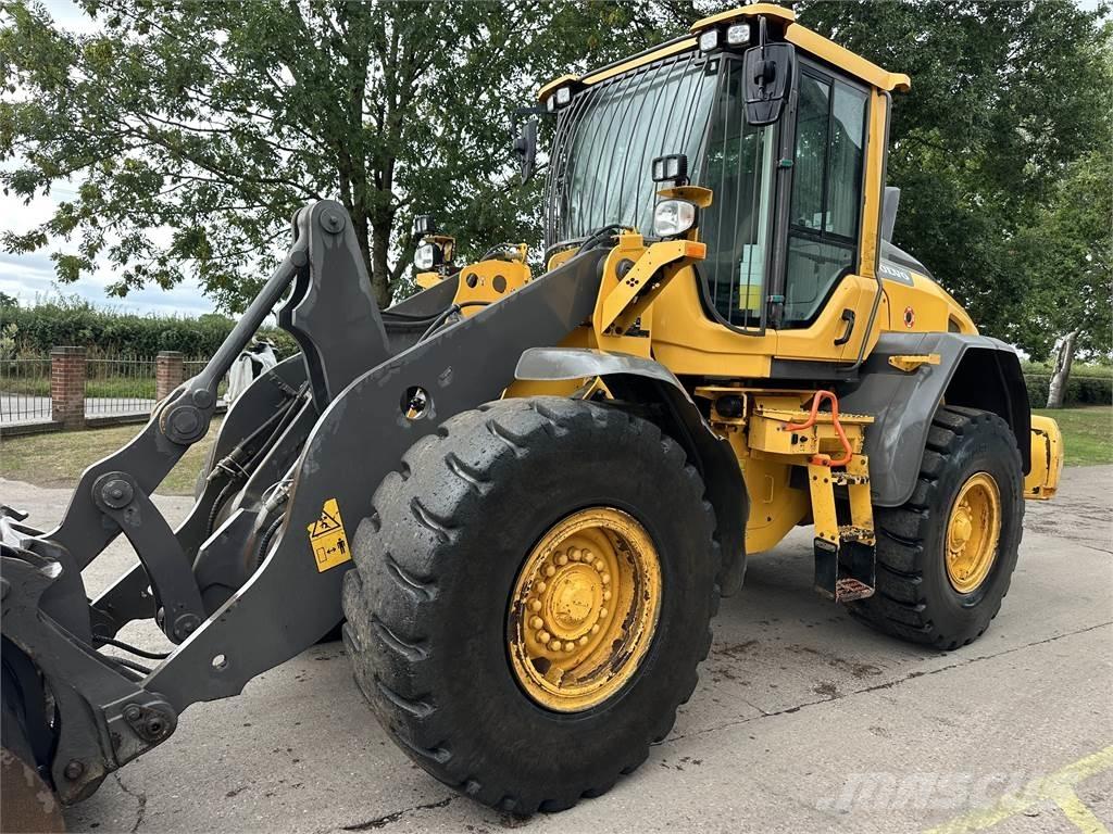 Volvo BM L70H Etukuormaimet ja kaivuulaitteet