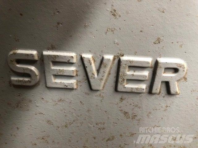  190 kW Sever E-Motor Moottorit