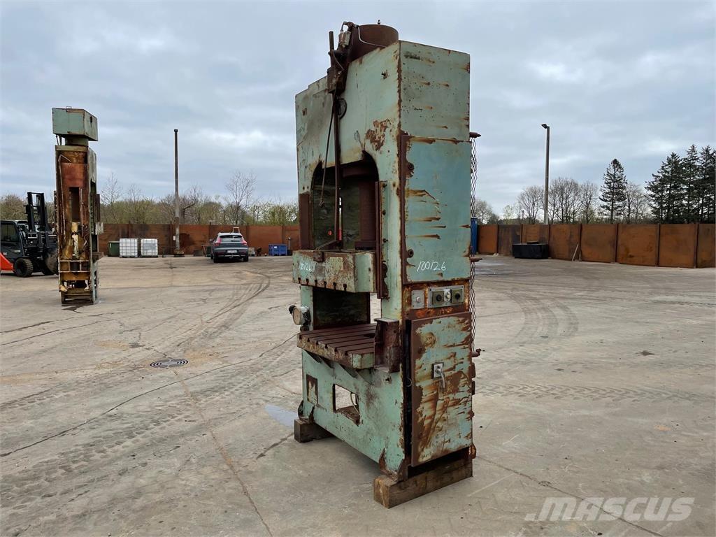  250 ton hydr. presser Muut