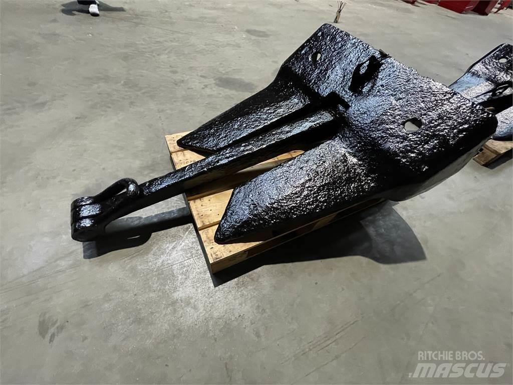 420 kg AC 14 Anker Veneet, proomut ja ponttoonit