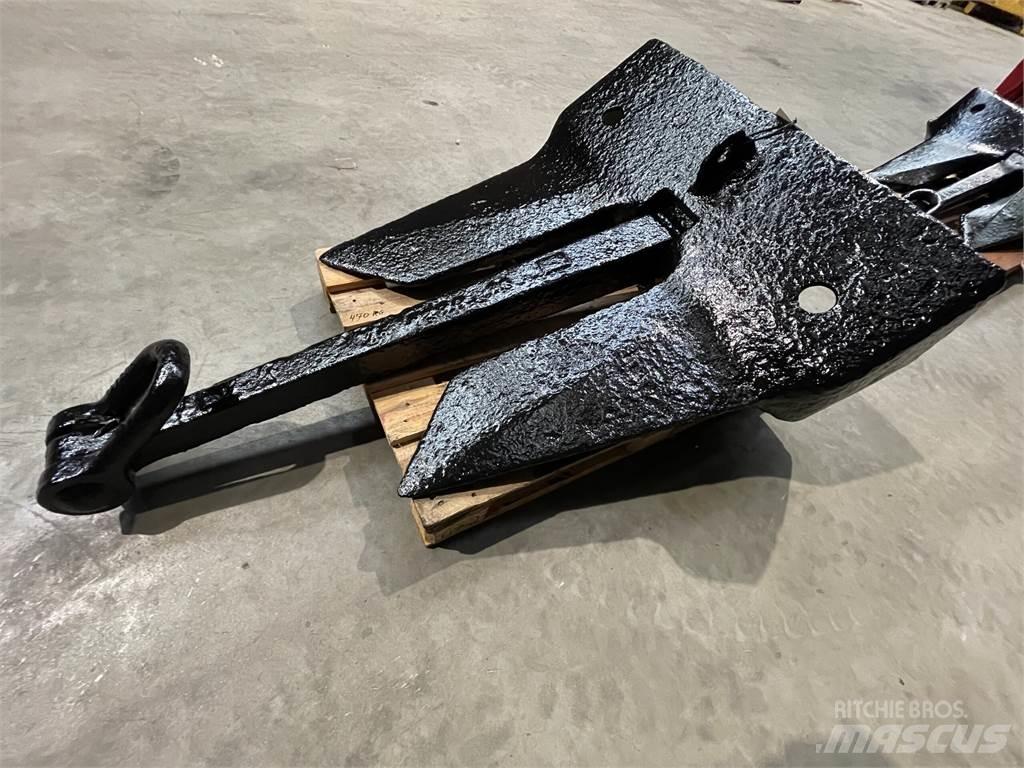  470 kg AC 14 Anker Veneet, proomut ja ponttoonit
