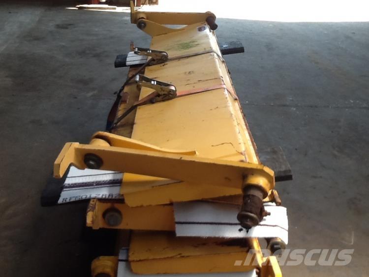  Bagsmæk ex. Volvo A25C 6x6 Muut