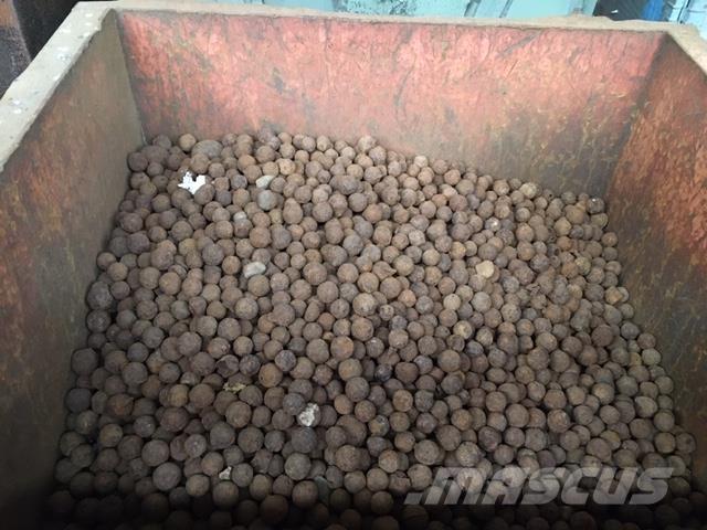  Ballastkugler - ca. 10 ton Muut