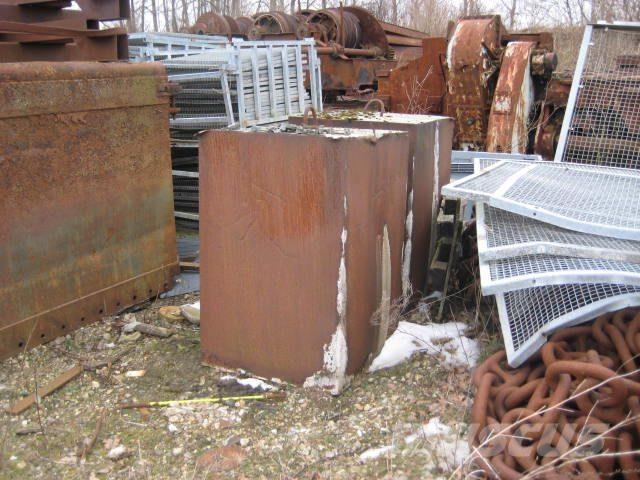  Ballastvægte 4 stk. - 2300 kg Nosturien osat ja lisävarusteet