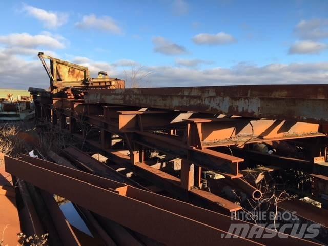  Bedding 600 ton Veneet, proomut ja ponttoonit
