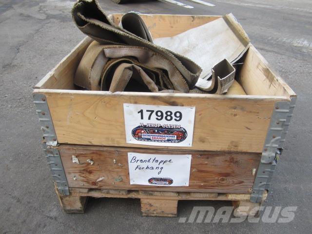  Brandhæmmende forhæng Muut