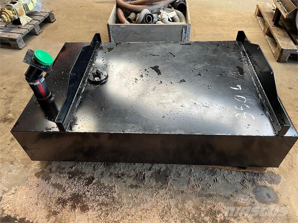  Brændstoftank - 350 Ltr. Muut