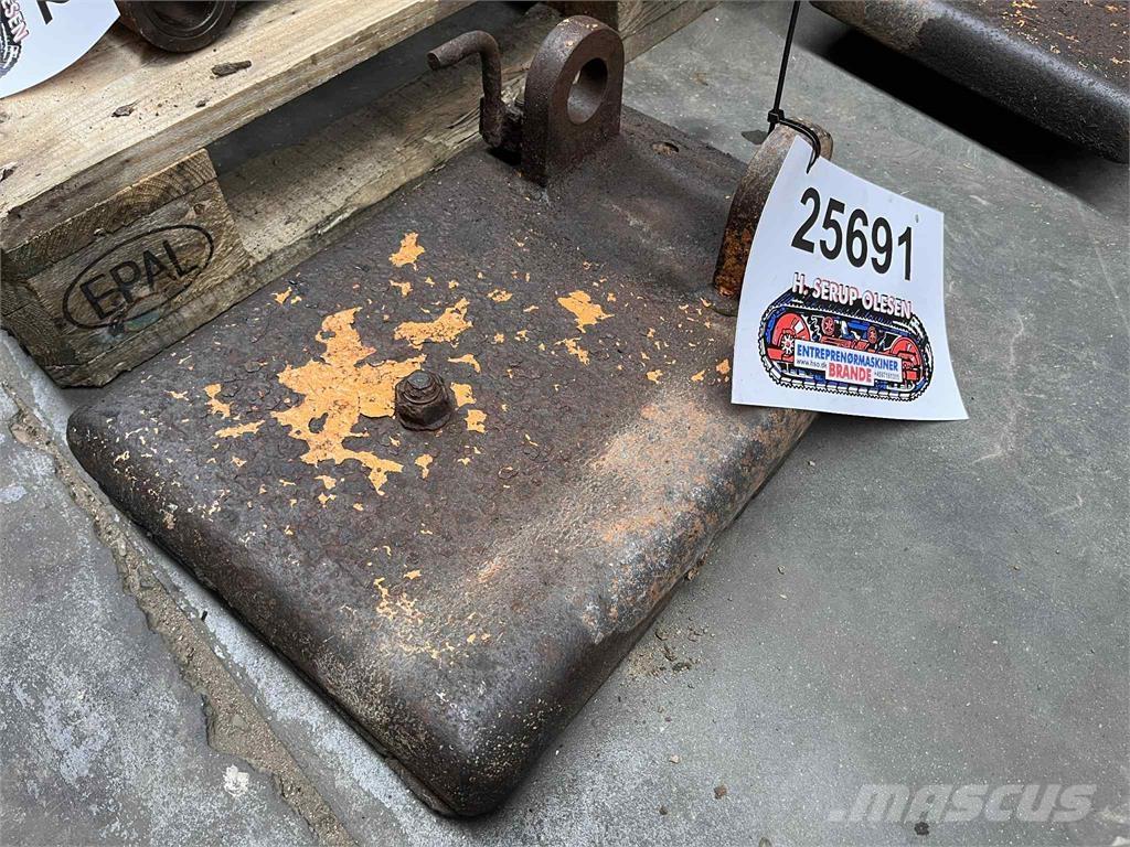 CASE 695SR støttefod Muut