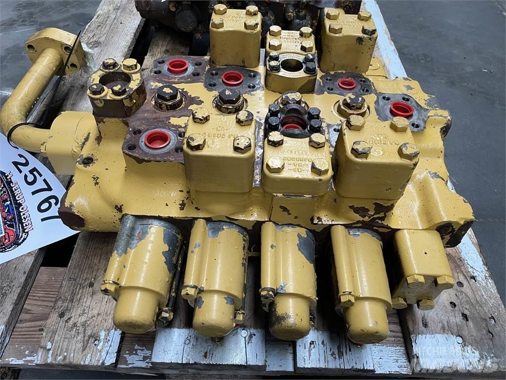 CAT 215LC hovedventilblok Hydrauliikka