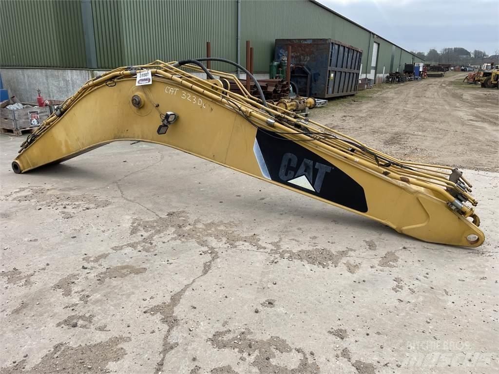 CAT 323D monobom Muut