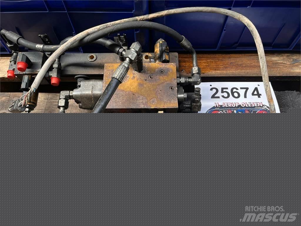 CAT 323D ventilgruppe-CON Hydrauliikka