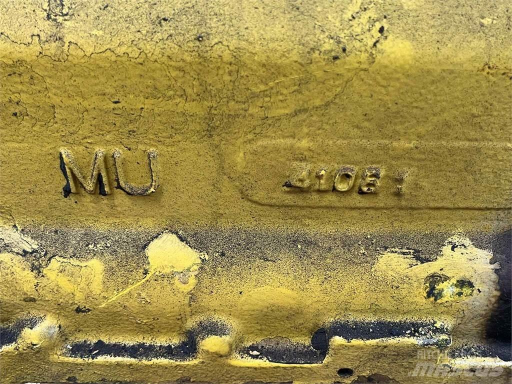 CAT 3304 motorblok Moottorit