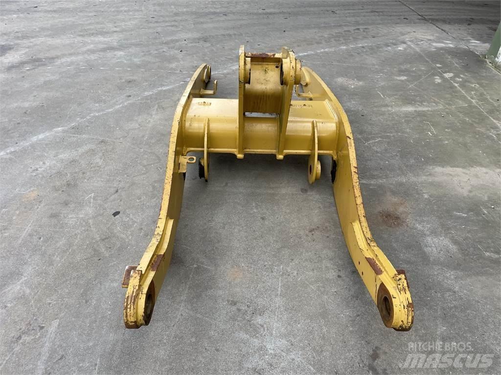 CAT 908M løftebom Muut