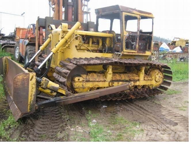 CAT D5LGP dozer, til ophug Telaketjupuskutraktorit