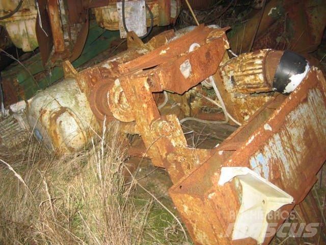 Demag P632 H8,4 Mobiilinosturit