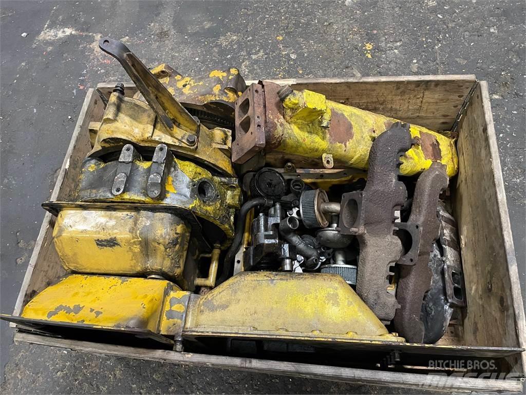  Diverse dele ex. Cat 3304 Moottorit