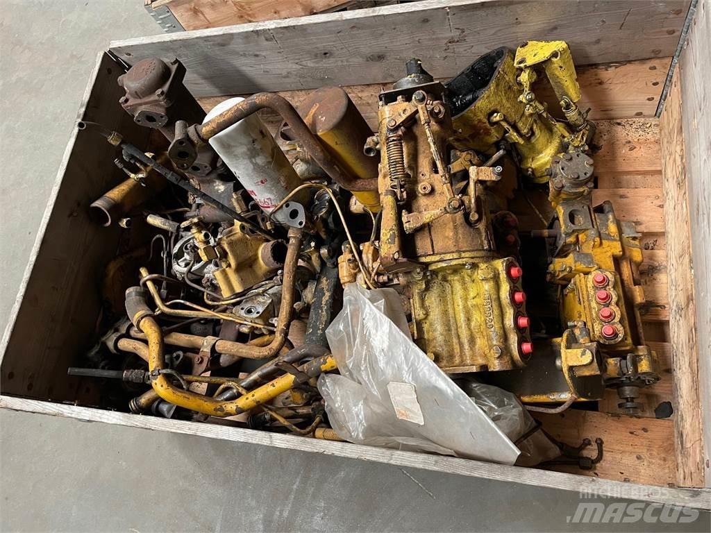  Diverse dele ex. Cat 3304 Moottorit