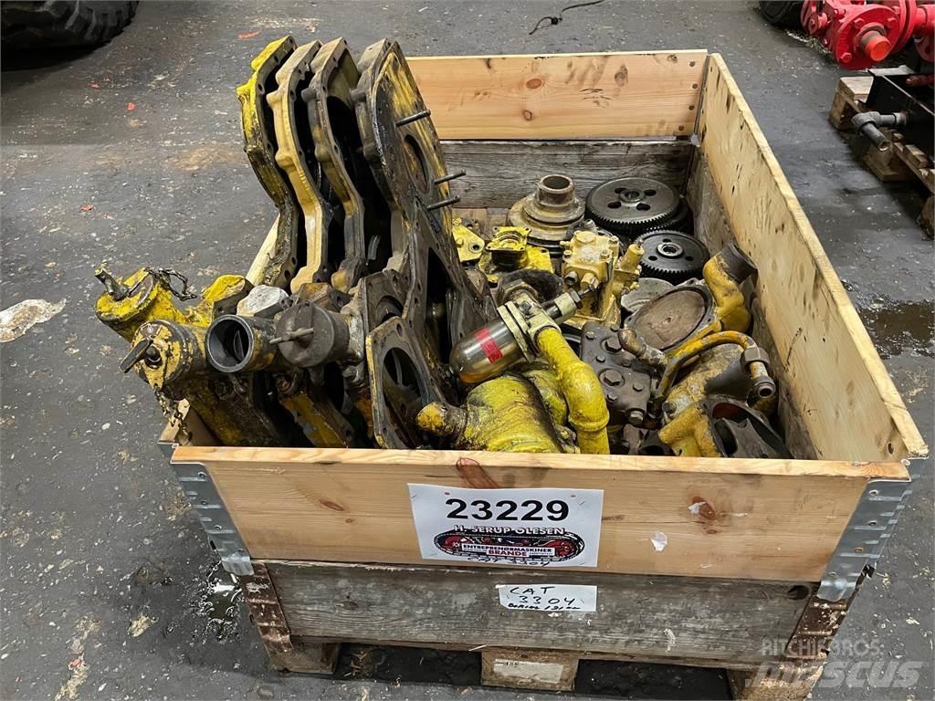  Diverse dele ex. Cat 3304 Moottorit