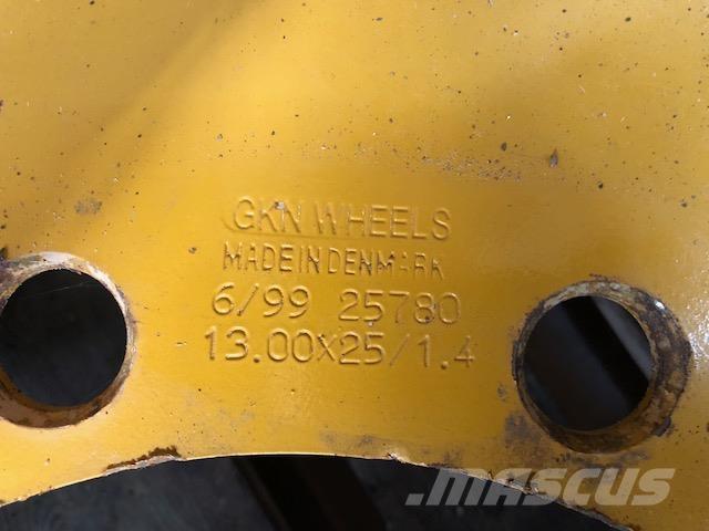  FÆLG 17.5X25 EX. Hydrema. Renkaat ja vanteet