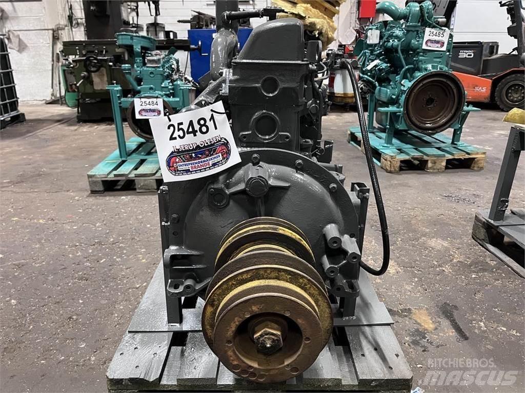 Ford 2715E motor Moottorit