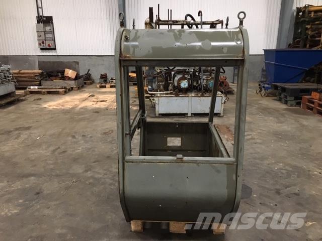  Førerhus ex. Manitou MT430 Muut