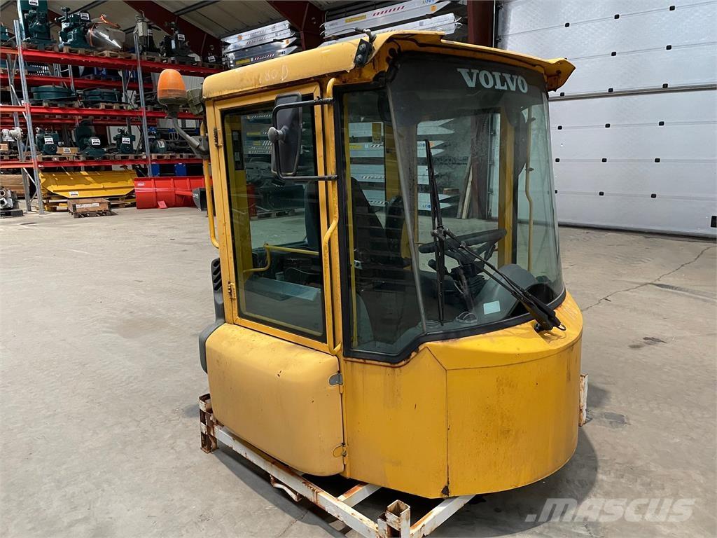  Førerhus, ex. Volvo L180D Muut