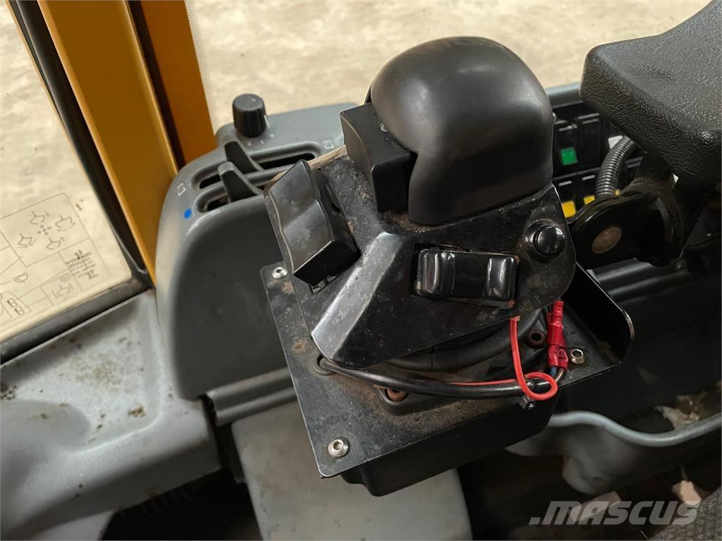  Førerhus, ex. Volvo L180D Muut