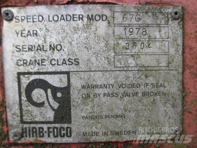 Hiab 670 Mobiilinosturit