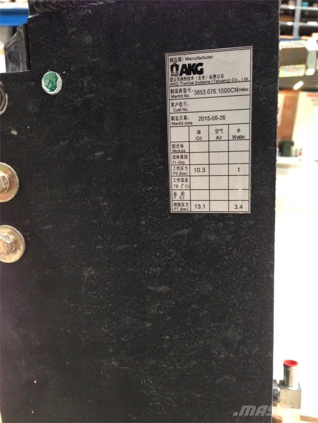  Køler ex Takeuchi TB145 Moottorit