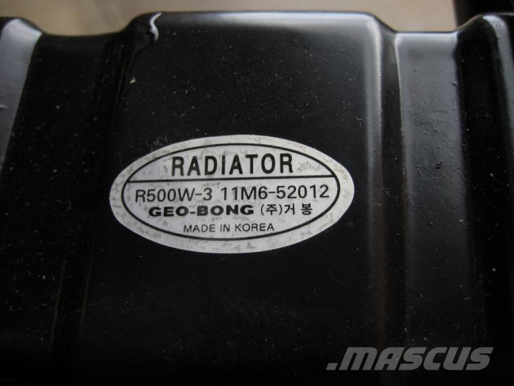  Køler, Hyundai R55-3 Moottorit