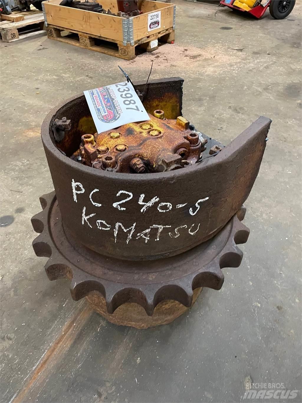 Komatsu PC240-5 Køregear Vaihteisto