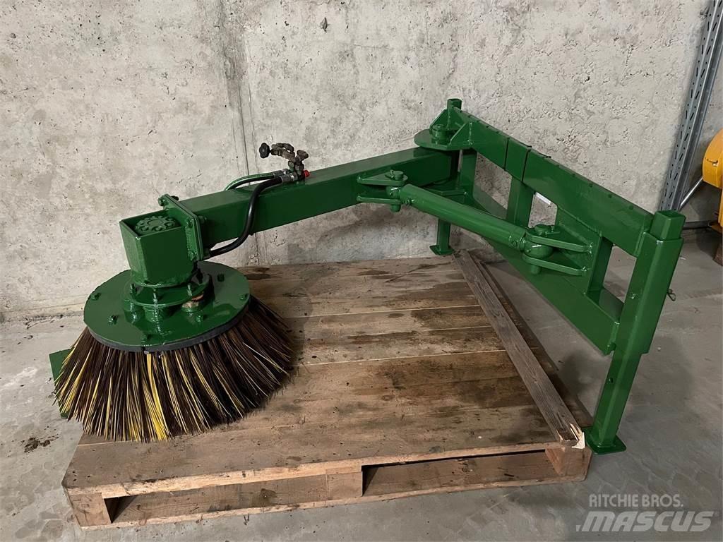  Kost med hydraulisk sving Muut koneet