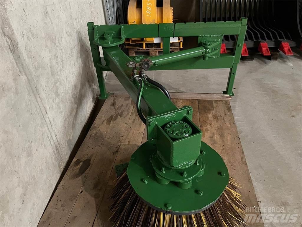  Kost med hydraulisk sving Muut koneet