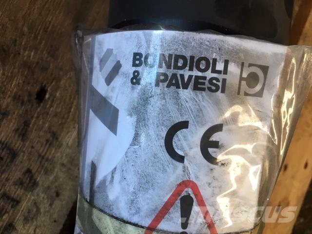  Kraftoverføringsaksel Muut