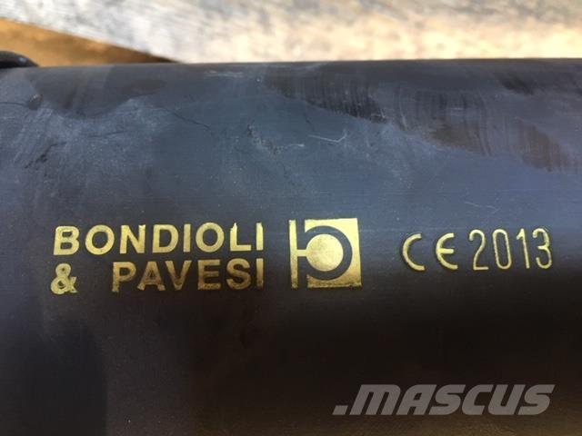  Kraftoverføringsaksel Muut