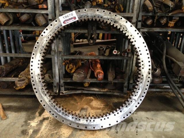  Krøjekrans ex. Banut B850 Muut