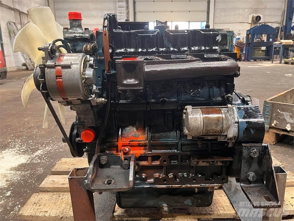 Kubota V2203 motor Moottorit