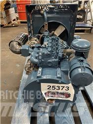 Kubota V800 motor - 4 cyl. Moottorit